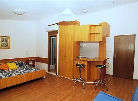 Horizont * Rogoznica (Sibenik-Knin)