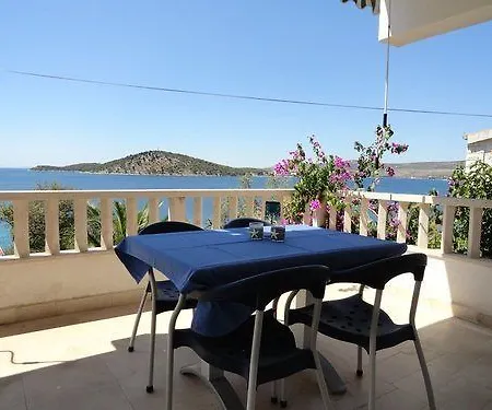 Horizont * Rogoznica (Sibenik-Knin)