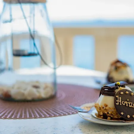 Horizont * Rogoznica (Sibenik-Knin)