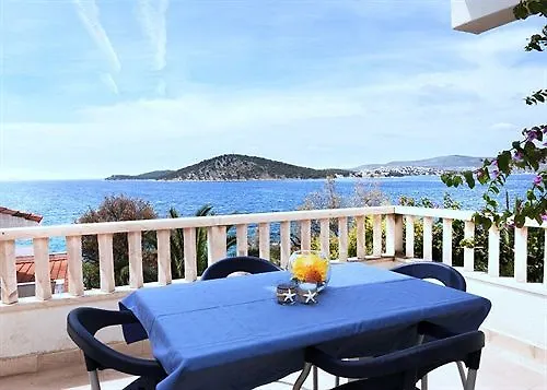 Horizont * Rogoznica (Sibenik-Knin)